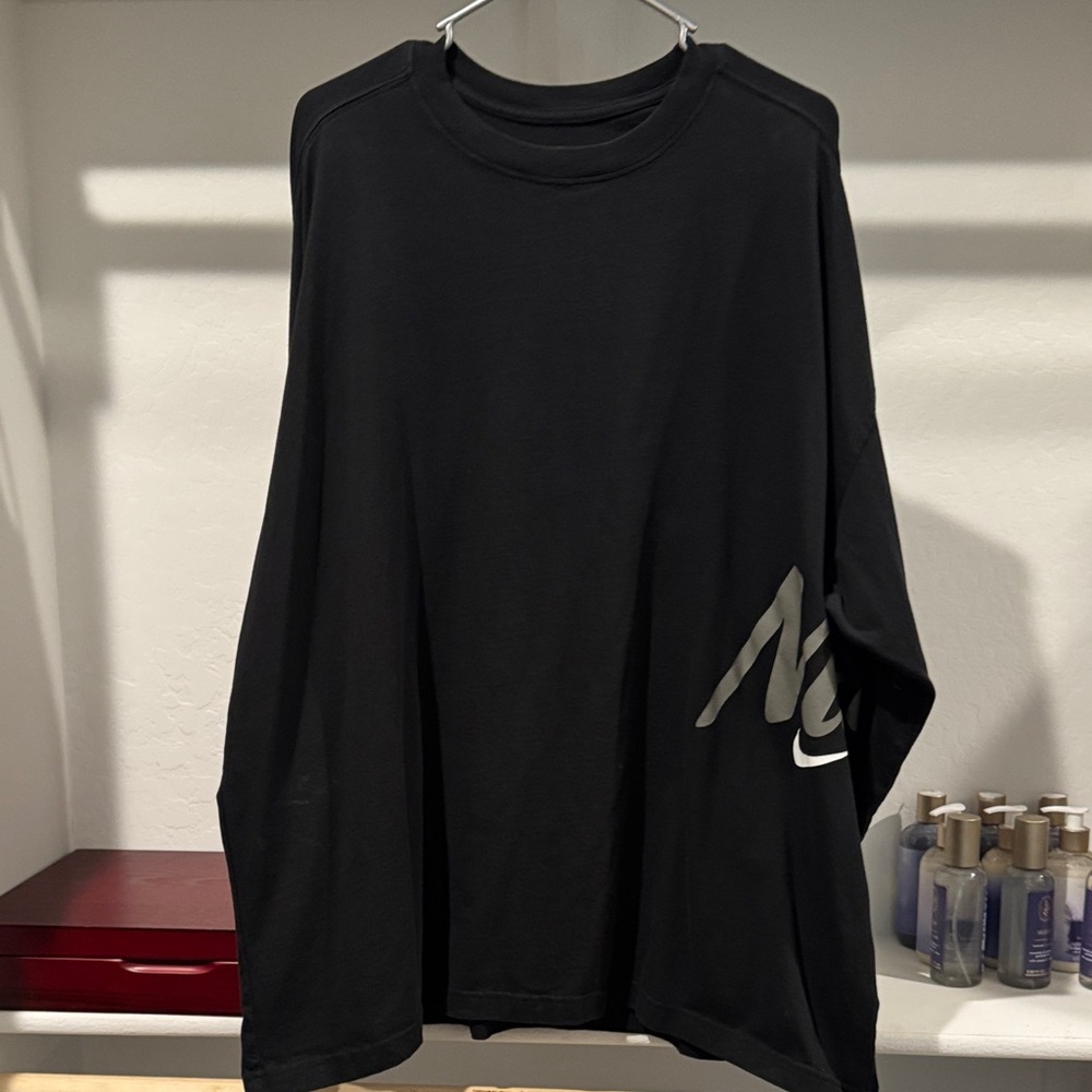 Nike Men's Black Long Sleeve Tee